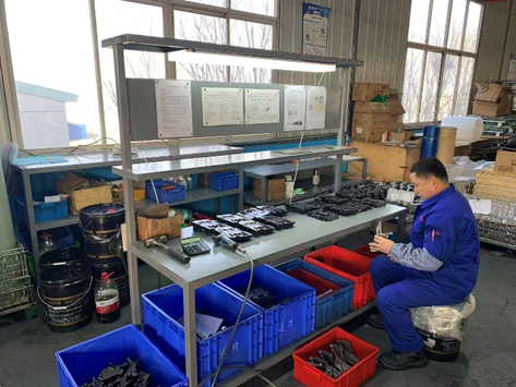 出荷前検査作業